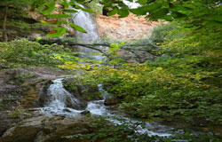 تور آبشار اسطرخی